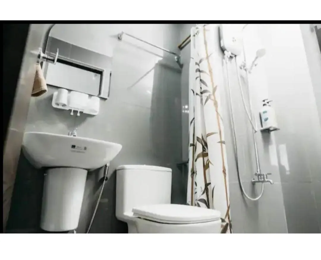 2 Bed 2 Bath Condo In Air Residences Manille